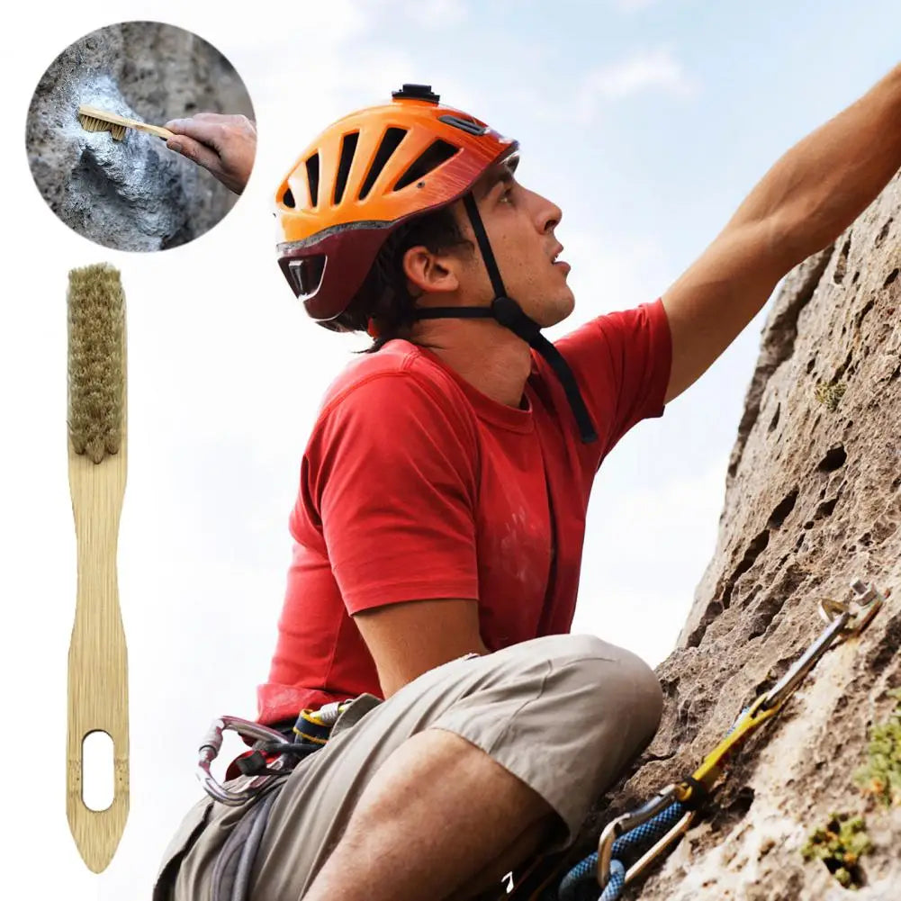 Boar Bristles Bouldering Brush Durable Wooden Rock Climbing Brush with Ergonomic Handle Thick Boar Bristles for Indoor Outdoor