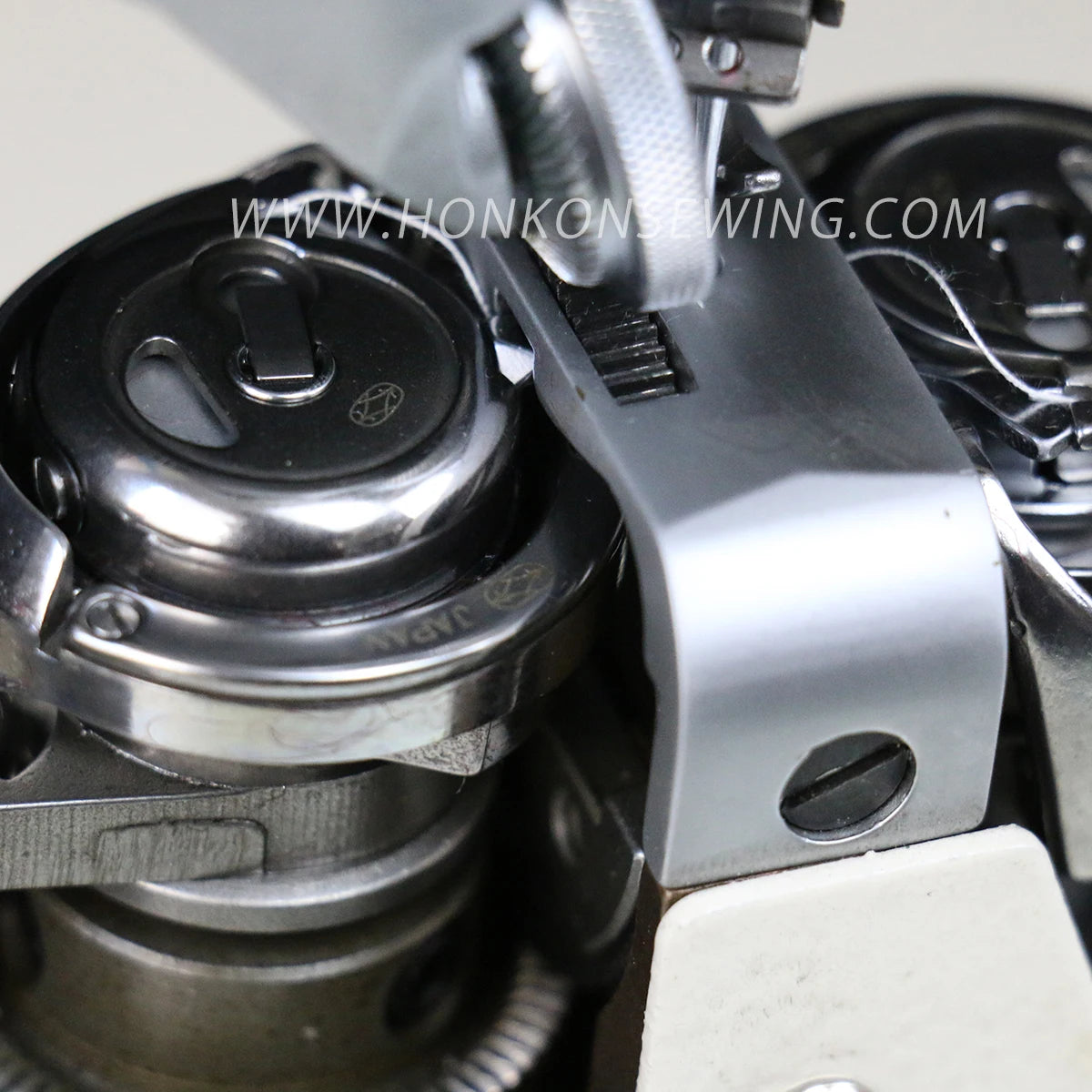 SEWING MACHINE SHOES MACHINE EASY to OPERATION  LEATHER MACHINE