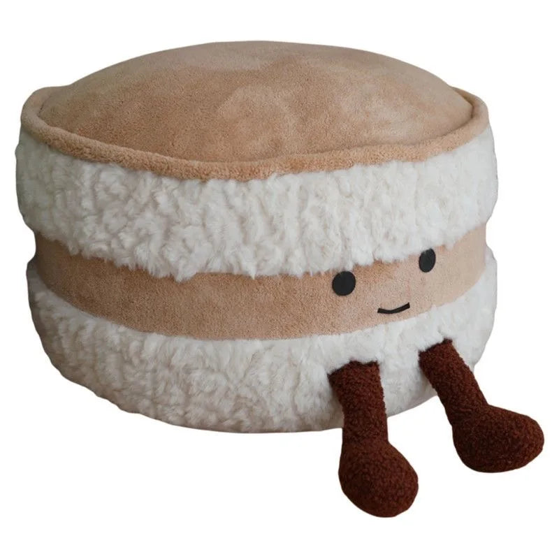 Cute bread, sitting on a pedestal, living room, tatami, futon, removable and washable footstool, shoe changing stool