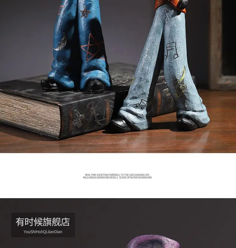 Wine Cabinet Decoration Western The Band Characters Retro Ornaments Niche European Home Living Room Porch Bookcase Furnishing
