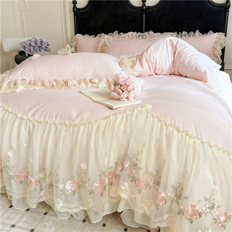 4Pcs Princess Wedding Bedding Set Korean Style Lace Flowers Embroidery Duvet Cover Bed Sheet/Fitted Sheet/Bed Skirt Pillowcases
