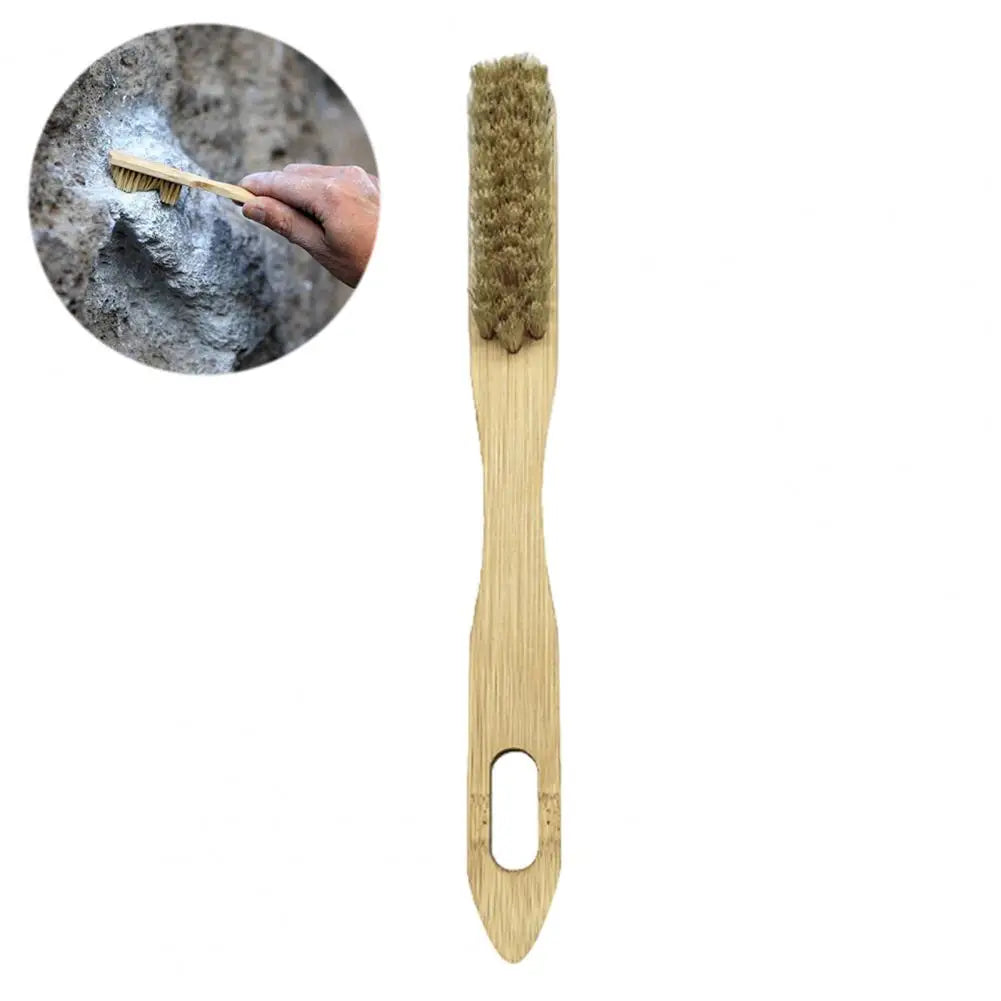Boar Bristles Bouldering Brush Durable Wooden Rock Climbing Brush with Ergonomic Handle Thick Boar Bristles for Indoor Outdoor